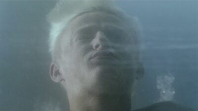 UNKLE – Reign (Feat. Ian Brown)