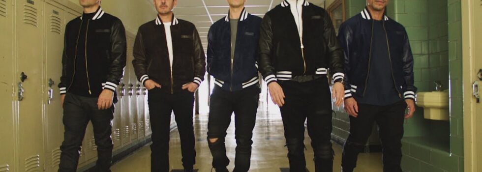New Kids on the Block – Boys In the Band (Boy Band Anthem)