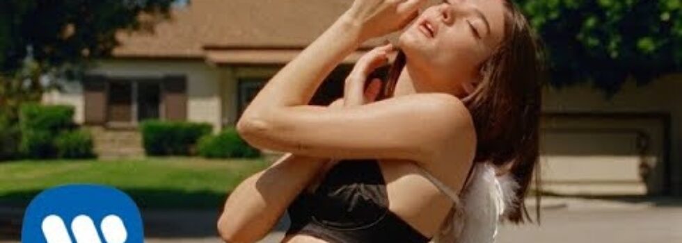 Charlotte Lawrence – Why Do You Love Me