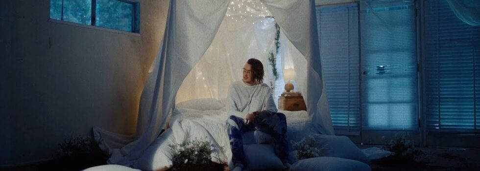 gnash – pajamas