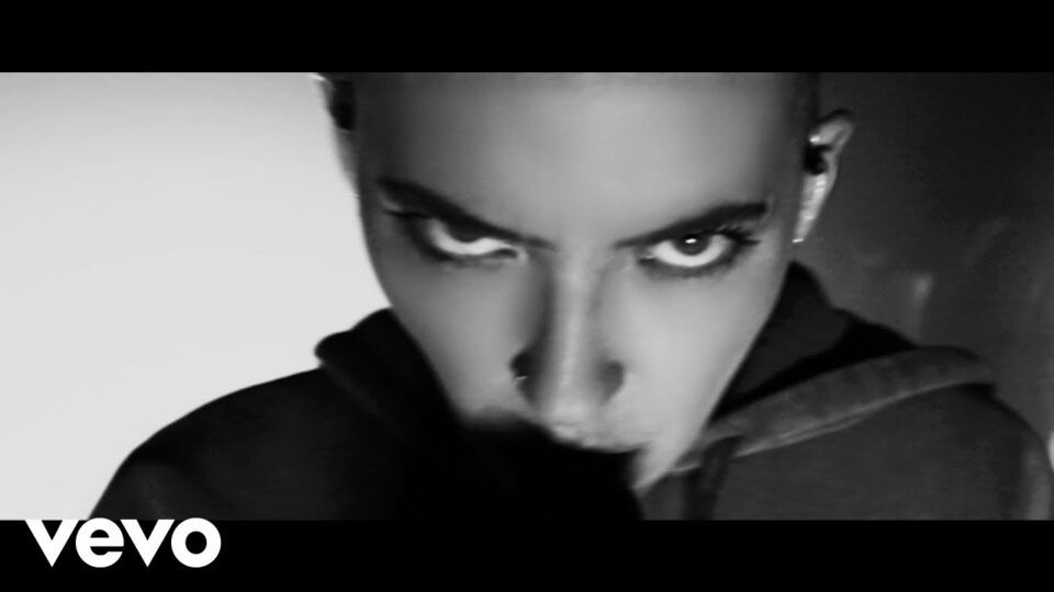 Bishop Briggs – Jekyll & Hide