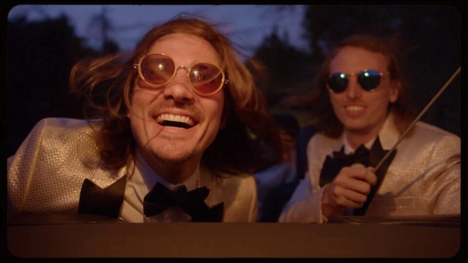 Summer Salt – Fire Flower music video