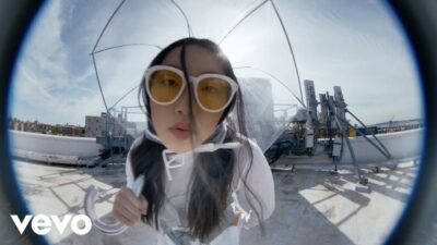 Audrey Nuna – Comic Sans