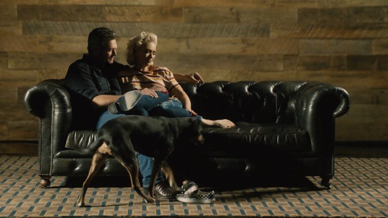 BLAKE SHELTON – NOBODY BUT YOU (feat. GWEN STEFANI) music video