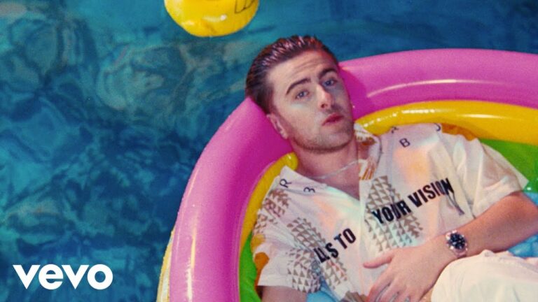 Hard Life – Dead Celebrities music video
