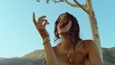 Jesse Jo Stark – Tangerine