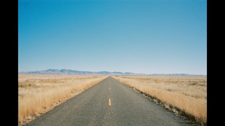 Khruangbin and Leon Bridges – Texas Sun music video