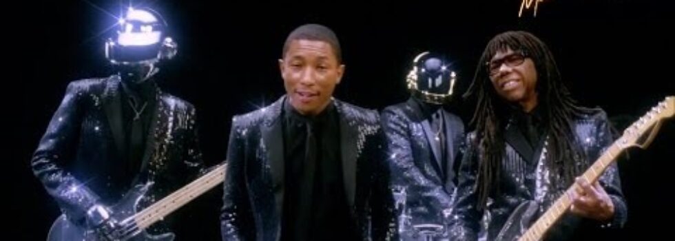 Daft Punk – Get Lucky (Feauring Pharrell Williams & Nile Rodgers)