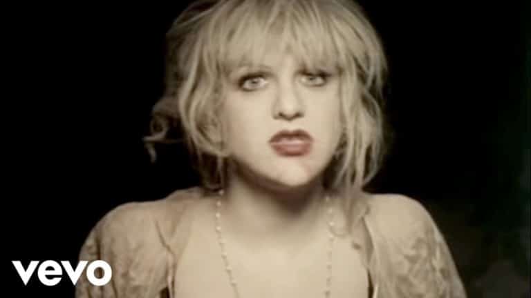 Hole – Violet music video