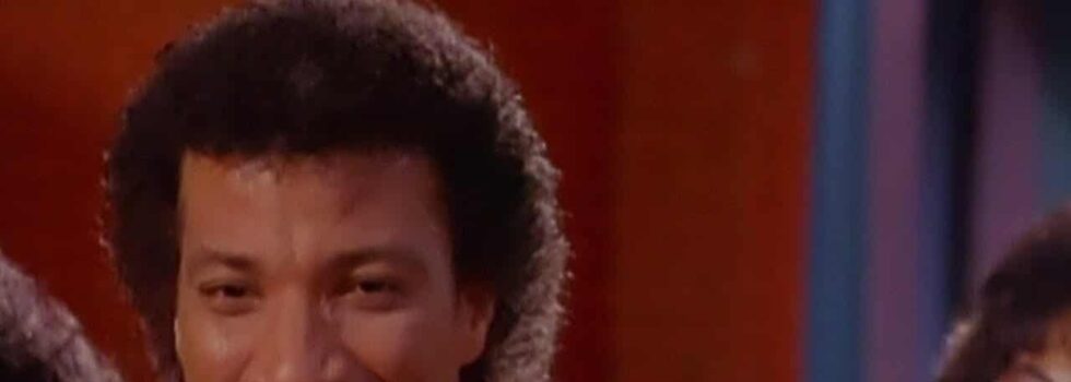Lionel Richie – All Night Long (All Night)