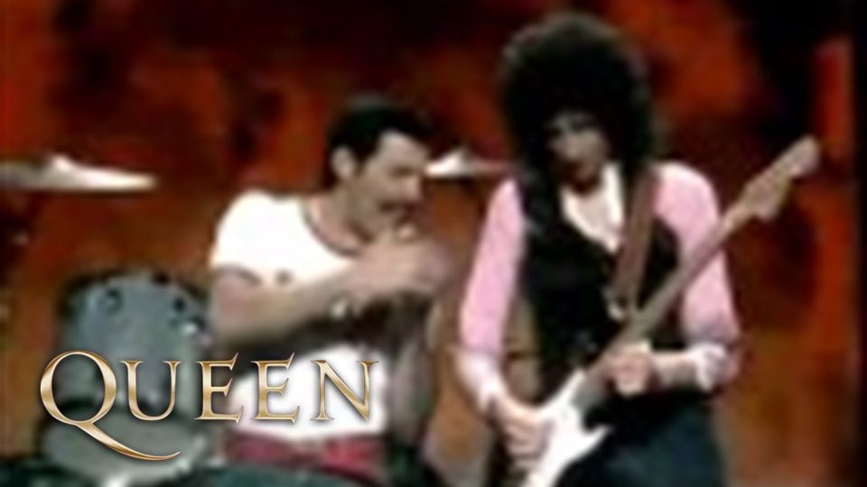Queen – Play The Game