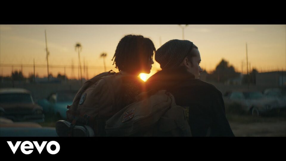 SAM HUNT – YOUNG ONCE