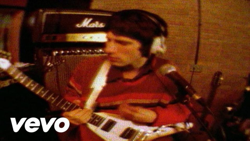 Super Furry Animals – Hometown Unicorn