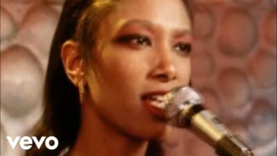 The Style Council – Walls Come Tumbling Down!