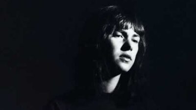 Le Ren – Love Can’t Be The Only Reason to Stay