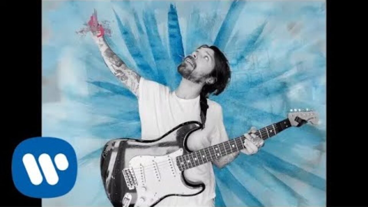 Biffy Clyro – Tiny Indoor Fireworks