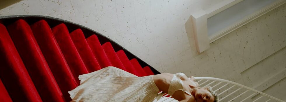 Charlotte Lawrence – Slow Motion