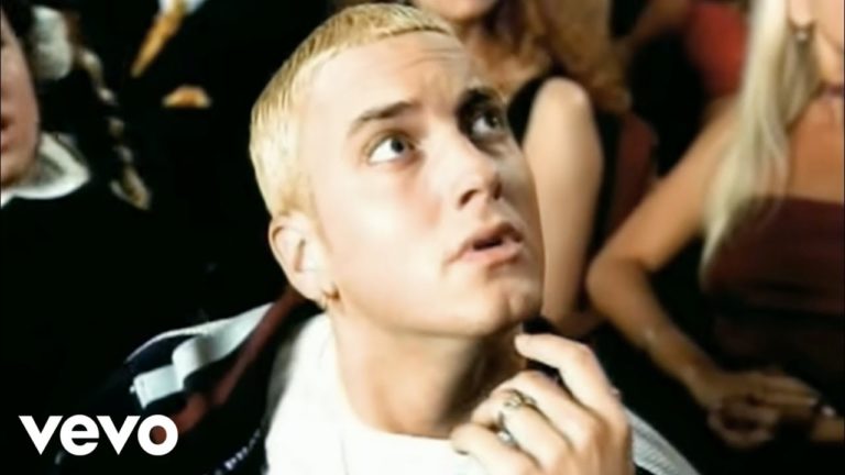 Eminem – The Real Slim Shady music video