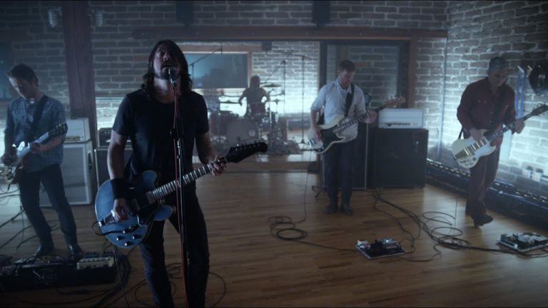 Foo Fighters – Something From Nothing music video