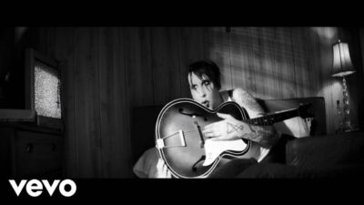Marilyn Manson – God’s Gonna Cut You Down