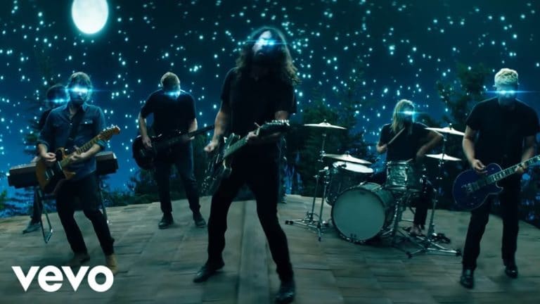 Foo Fighters – The Sky Is A Neighborhood music video