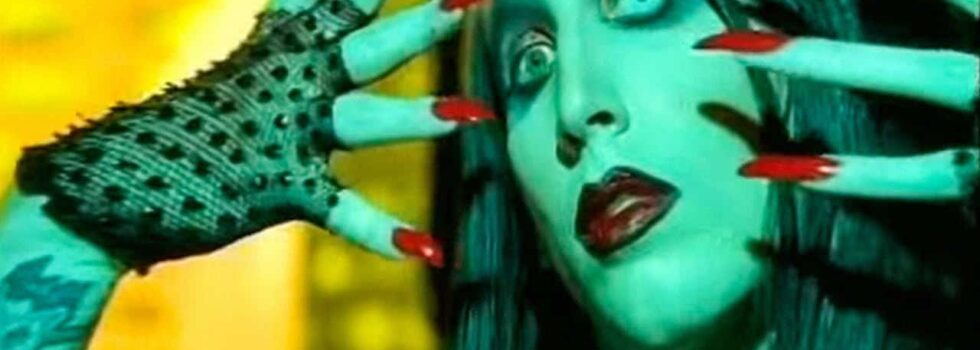 Marilyn Manson – Long Hard Road Out Of Hell