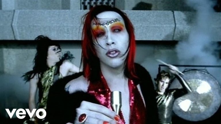 Marilyn Manson – The Dope Show music video