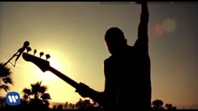 Red Hot Chili Peppers – The Adventures of Rain Dance Maggie