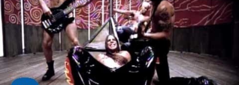 Red Hot Chili Peppers – Warped