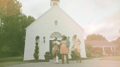 Chapel Hart – Jesus & Alcohol