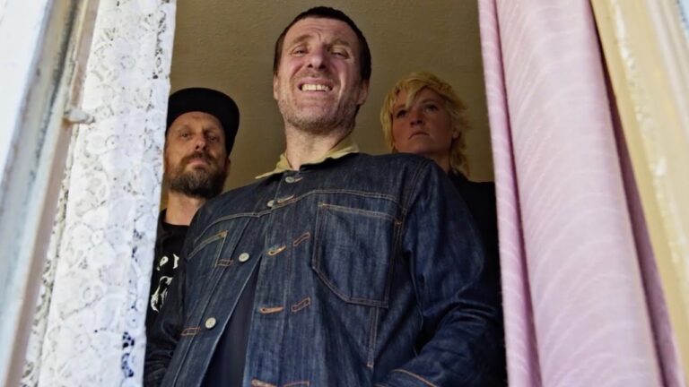 Sleaford Mods – Mork n Mindy music video