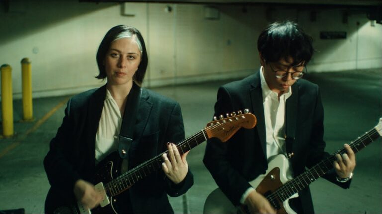 Cafuné – Perspective music video