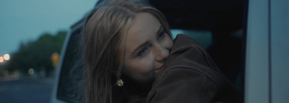 Claire Rosinkranz – Hotel