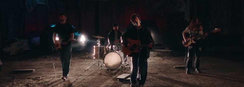 Daydreamers – She is a Time I’m Living In