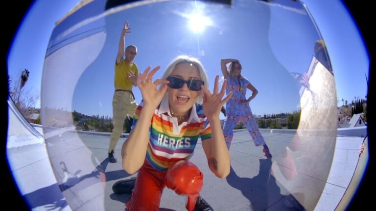 Dead Sara – Heroes music video