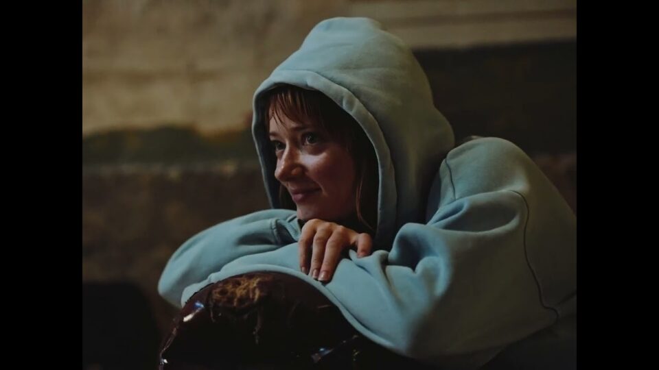 Mehro – Sepia Tones