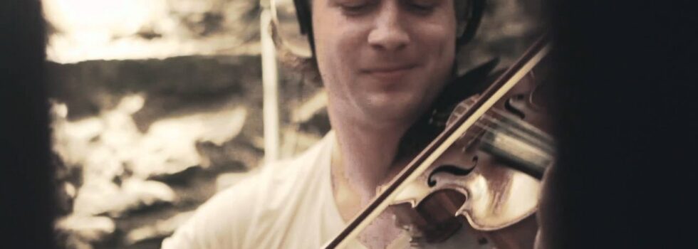 Jack Lukeman & Vladimir – Dance Me to the End of Love