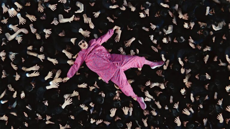 Oliver Tree – Bounce music video