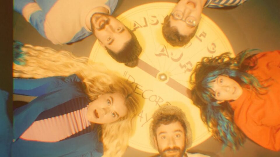 Daisy the Great & AJR – Record Player