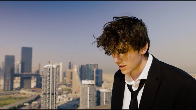 JVKE – this is what heartbreak feels like music video