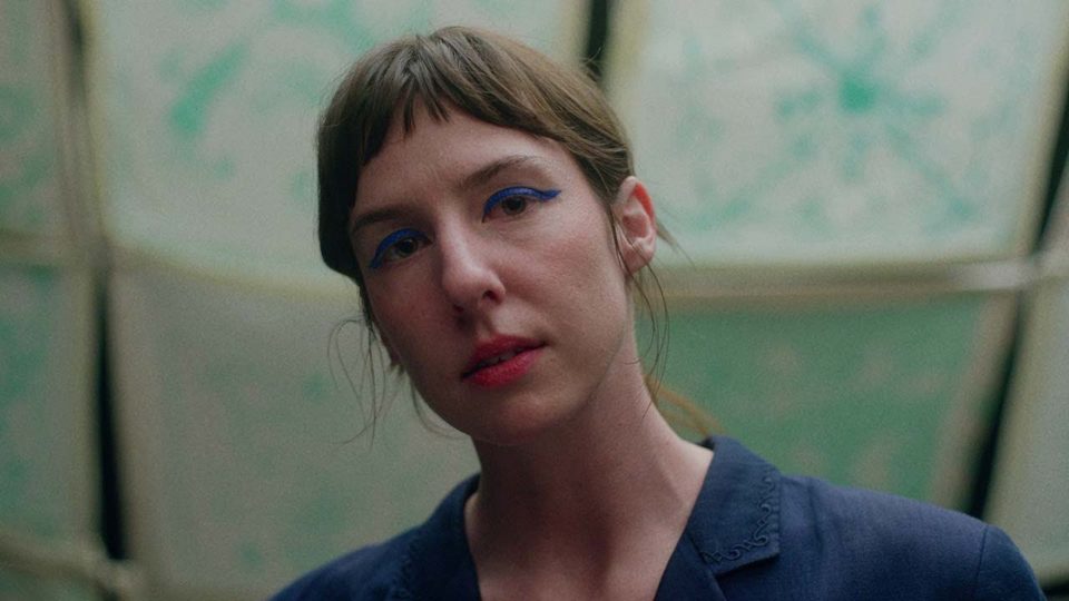 Kristine Leschper – Ribbon