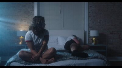 Anna Clendening – Bare Minimum