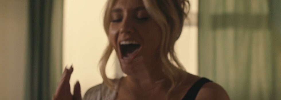 Ella Henderson – Brave