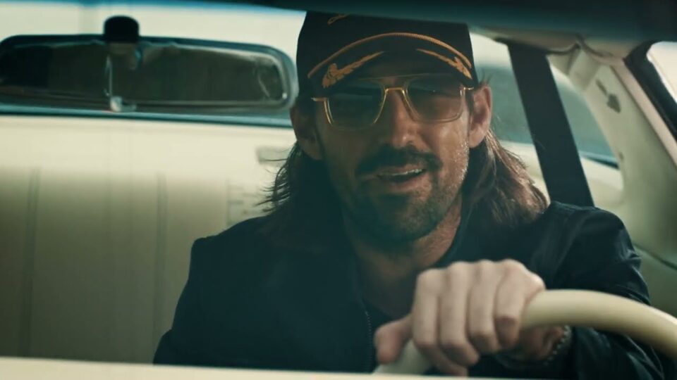 Jake Owen – East Bound & Down ft. The Schwab Firebird