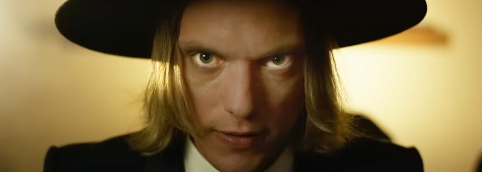 Jamie Campbell Bower – I Am