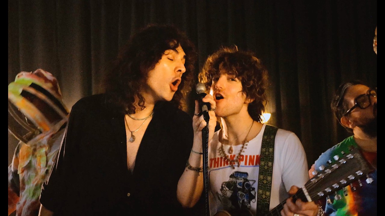 Stanley Simmons – Dancing While the World is Ending