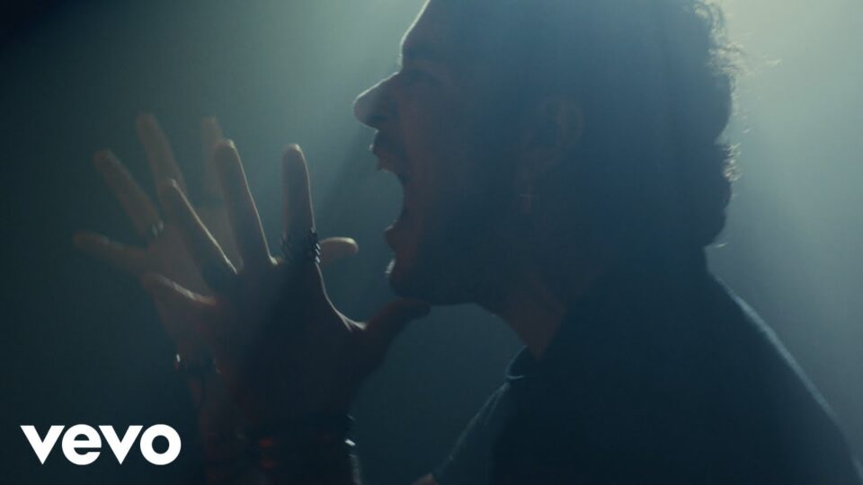 Velvet Chains – Last Drop