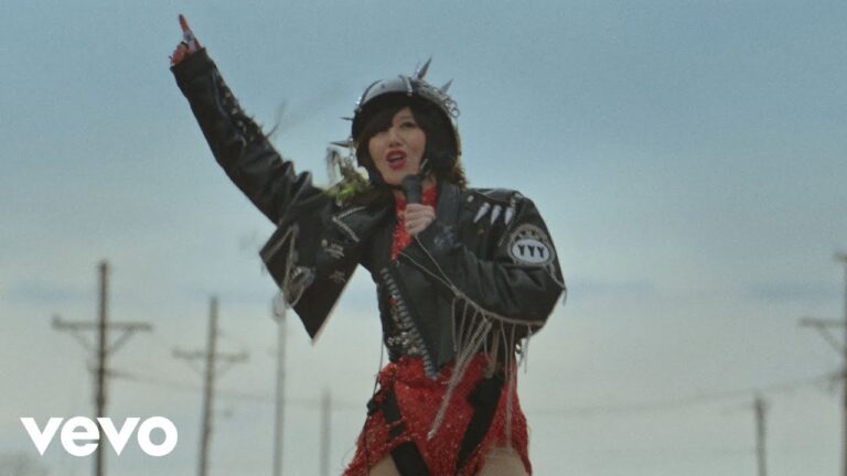 Yeah Yeah Yeahs – Spitting Off the Edge of the World (feat. Perfume Genius) music video