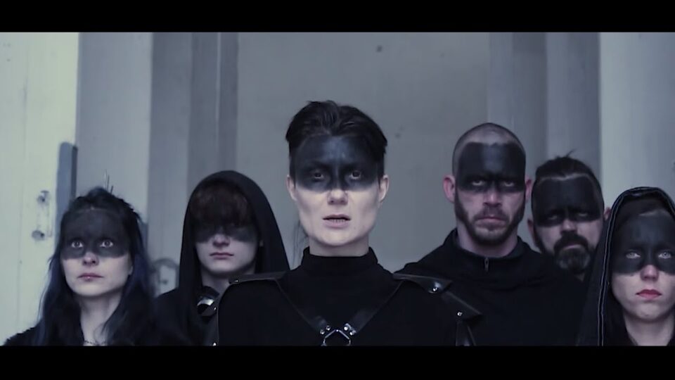 Black Nail Cabaret – Bête Noire