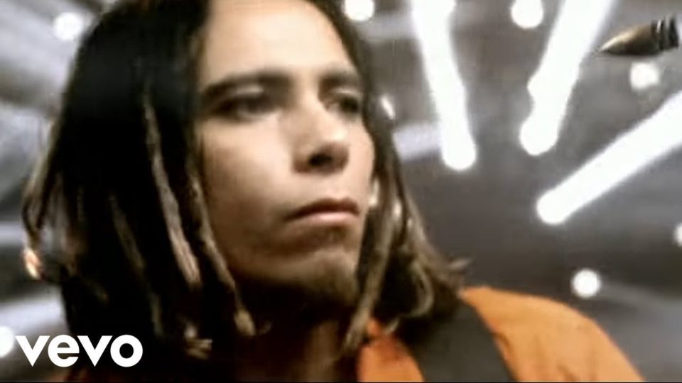 Korn – Freak On A Leash